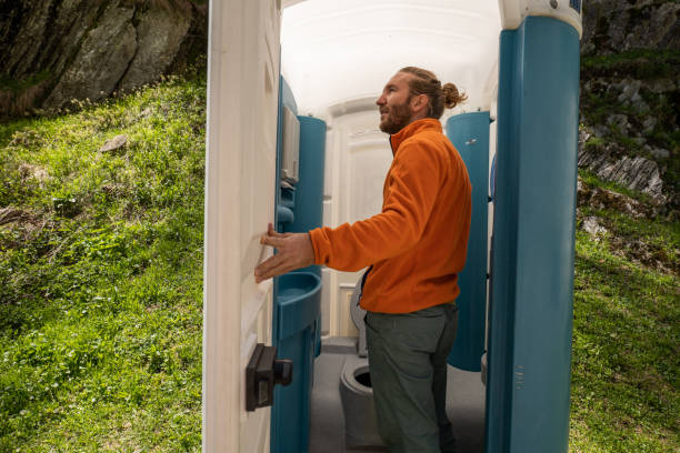 Best Portable restroom trailer rental  in Groves, TX