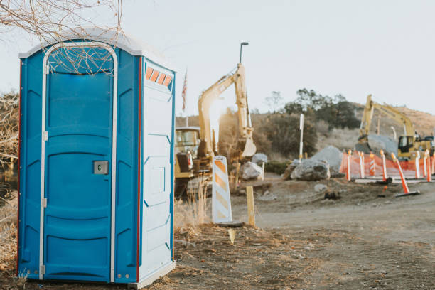 Best Construction site porta potty rental  in Groves, TX