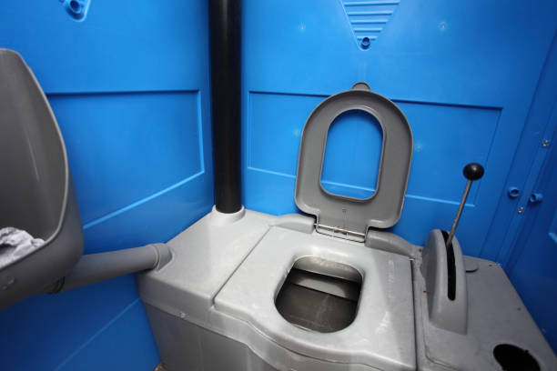 Best Construction site porta potty rental  in Groves, TX